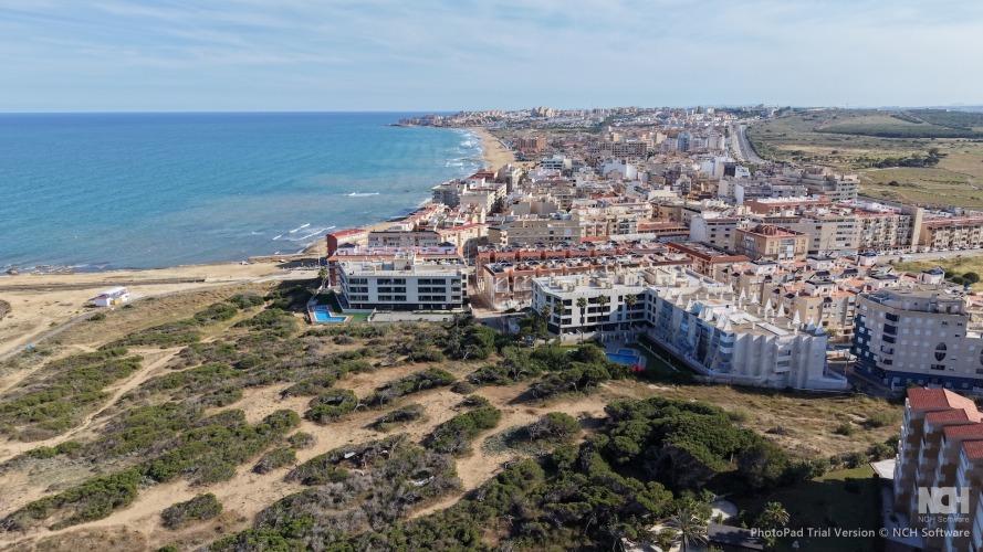 Photograph of the plaza on the hill.