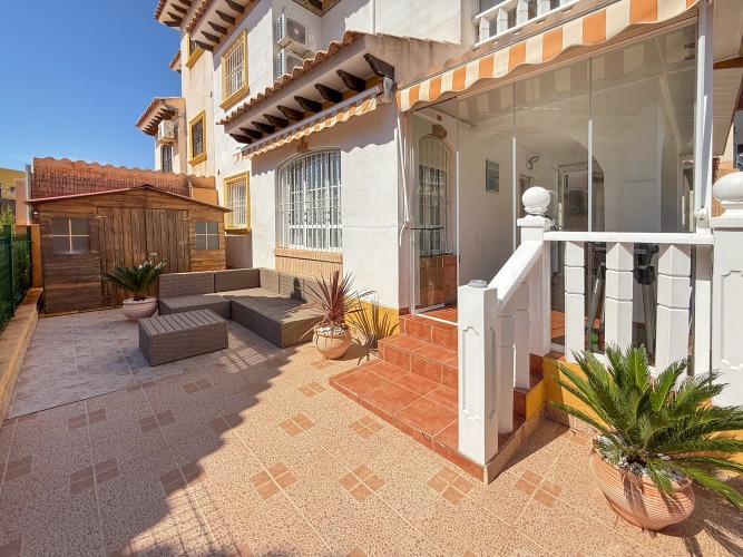 Foto vila orihuela costa
