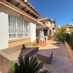 Foto vila orihuela costa