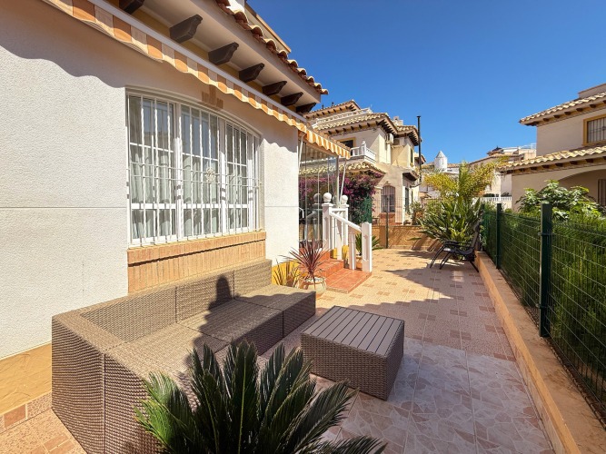 Foto vila orihuela costa