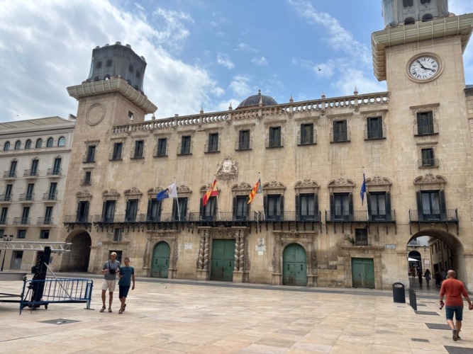 Alicante