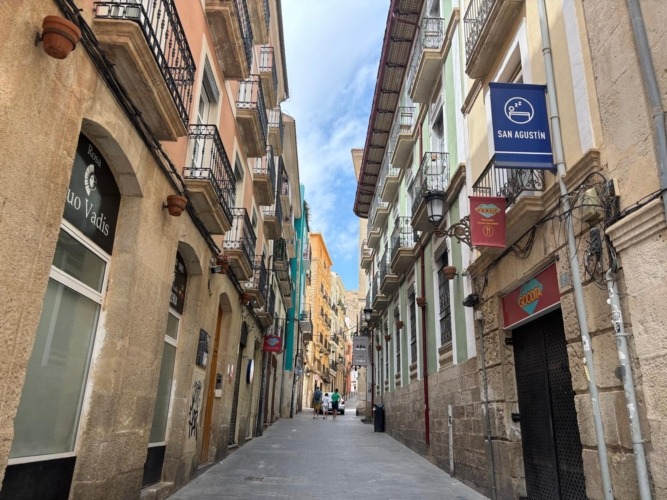 Alicante